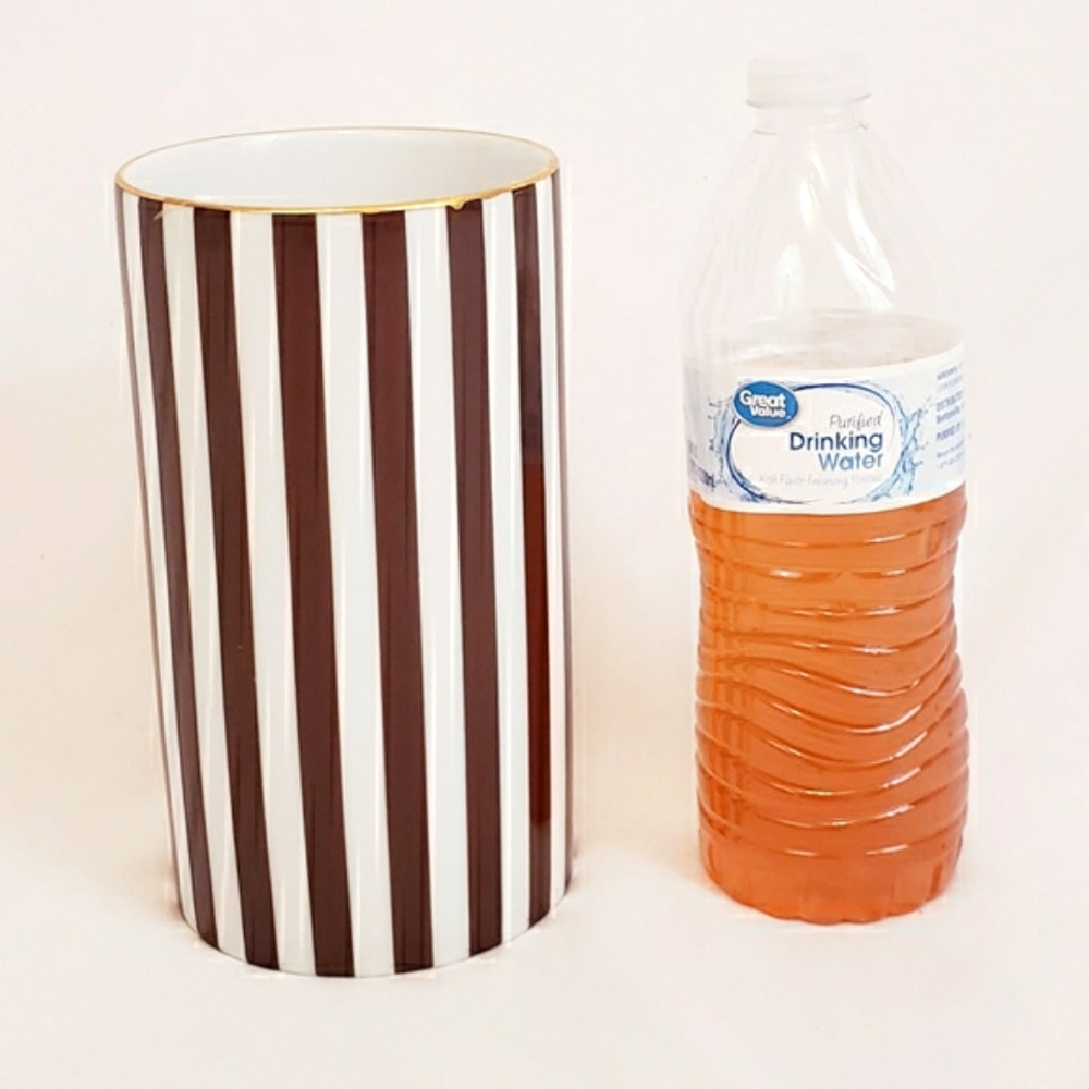 Henri Bendel Signature Centennial Stripe 7" Vase - Picture 6 of 15